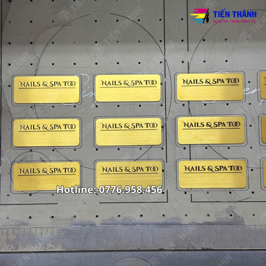 In UV Bảng Tên Inox Theo Yêu Cầu – Xưởng Gia Công Số Lượng Lớn